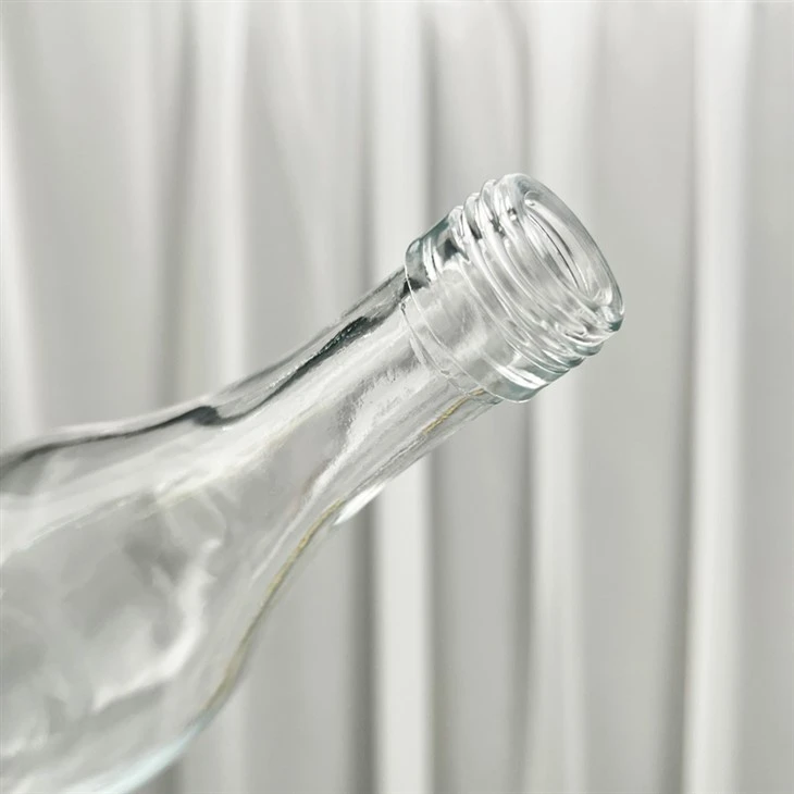 Flint Spirit Glass Bottle